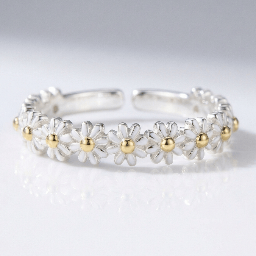 Daisy Cluster Band Ring — (Adjustable)