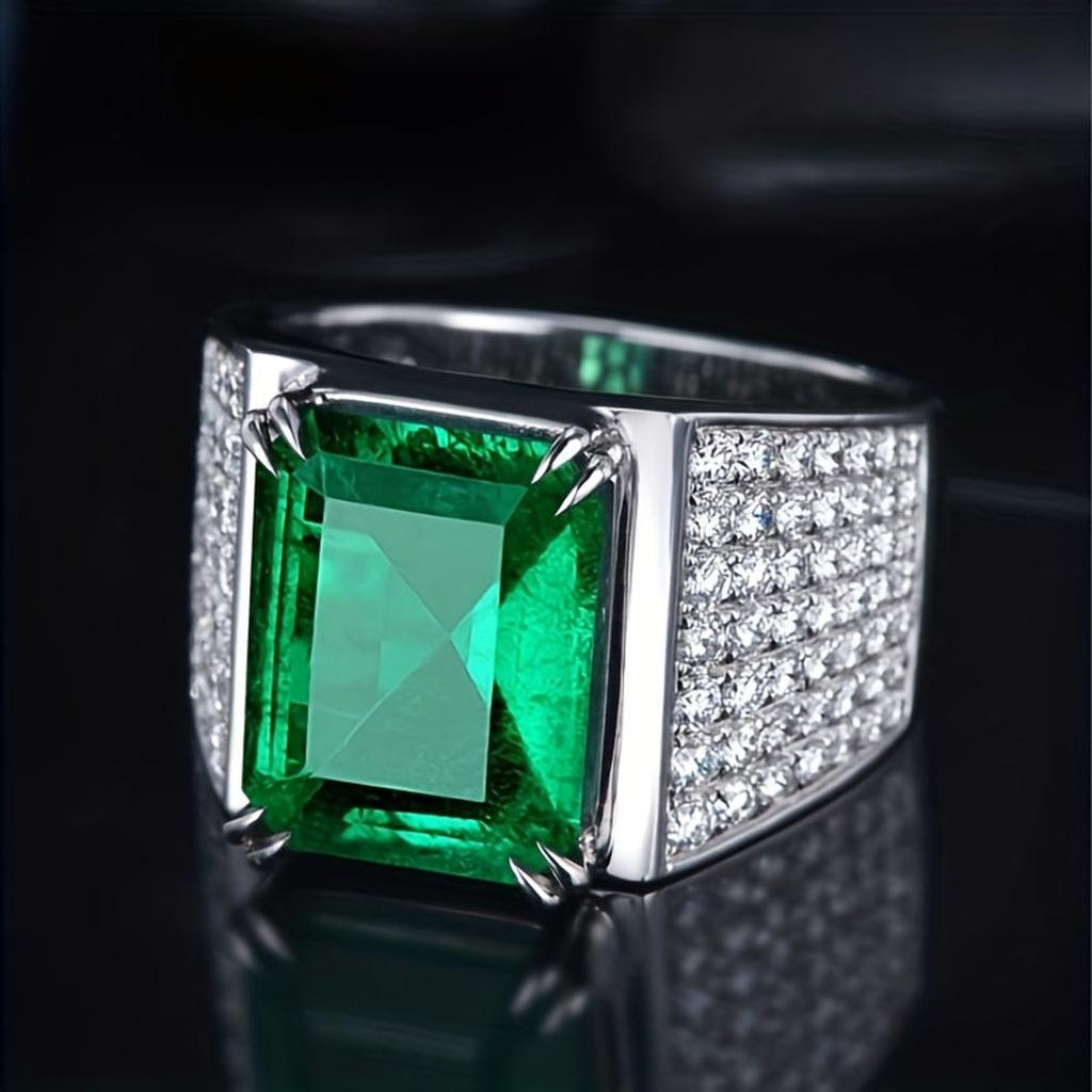 Elsa Emerald and Diamond Ring