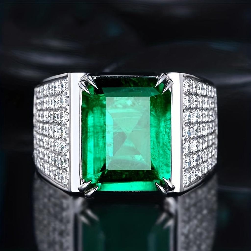 Elsa Emerald and Diamond Ring