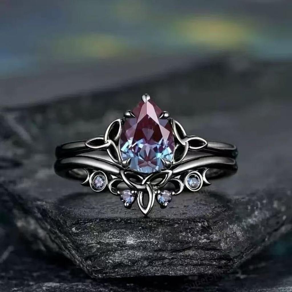 Amethyst Ring | White Gold