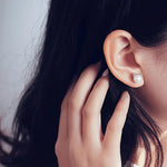 Sterling Silver Cat Pearls Stud Earrings