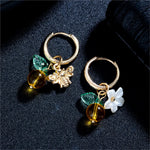 Sinaasappelbloesem Bee Hoep Earrings