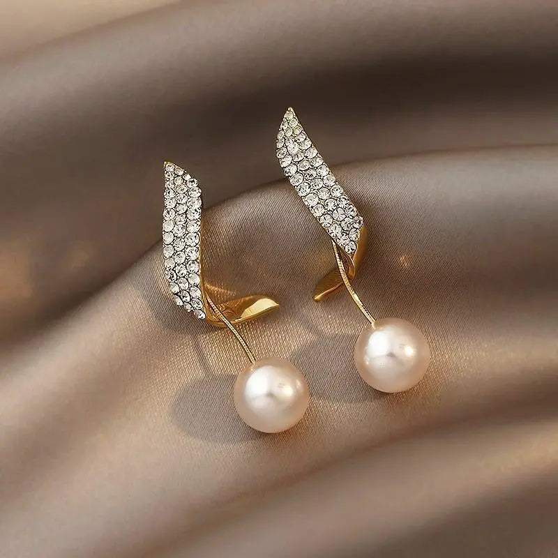 Golden Daisy Earrings