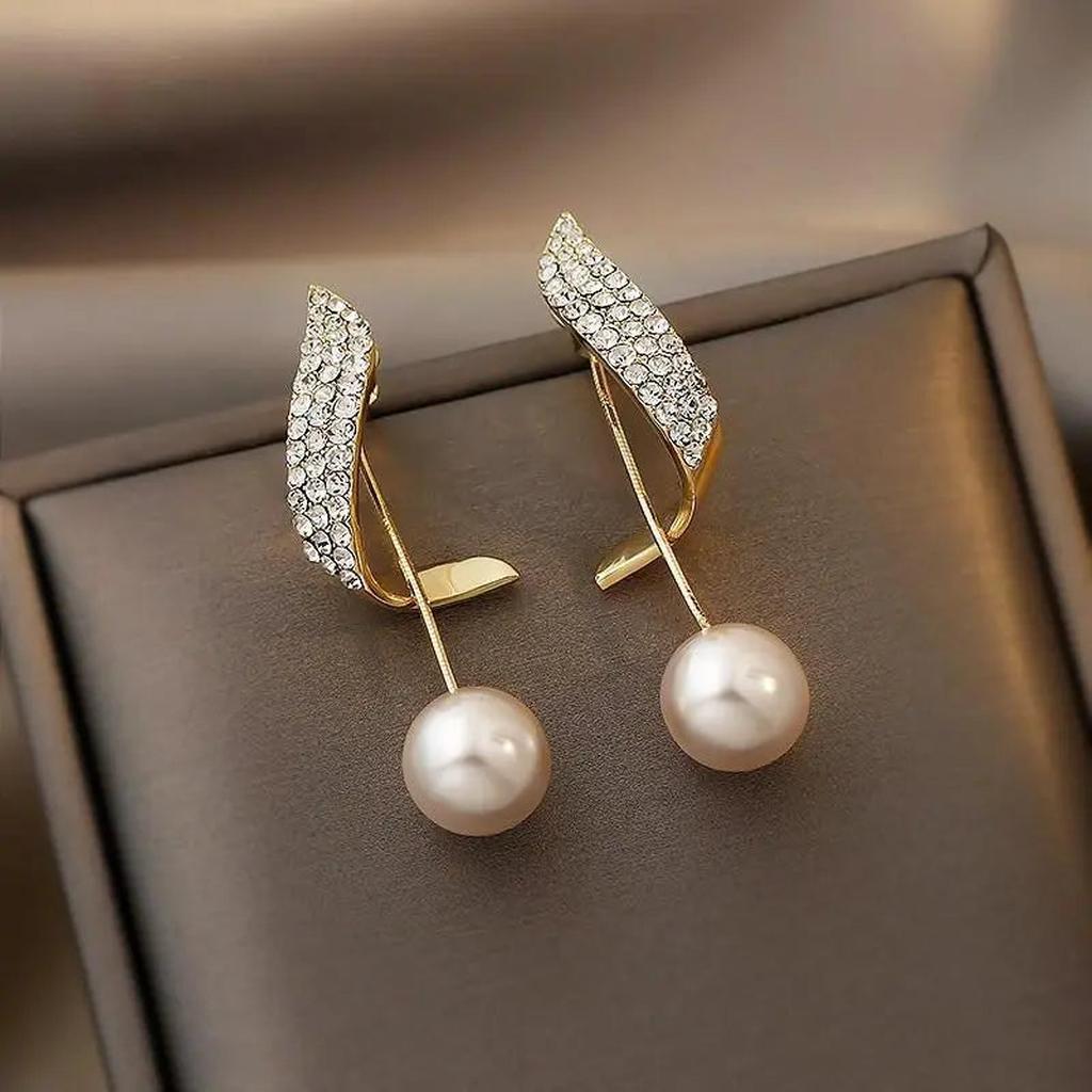 Golden Daisy Earrings