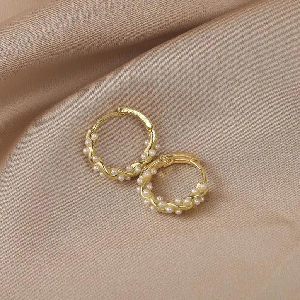 Elegant Round Pearl Earrings