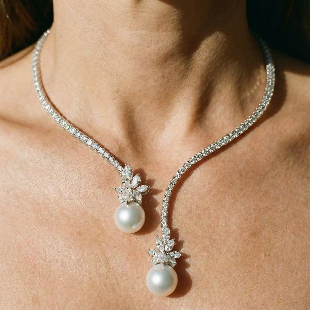 Elegant Silver Star Daisy Necklace