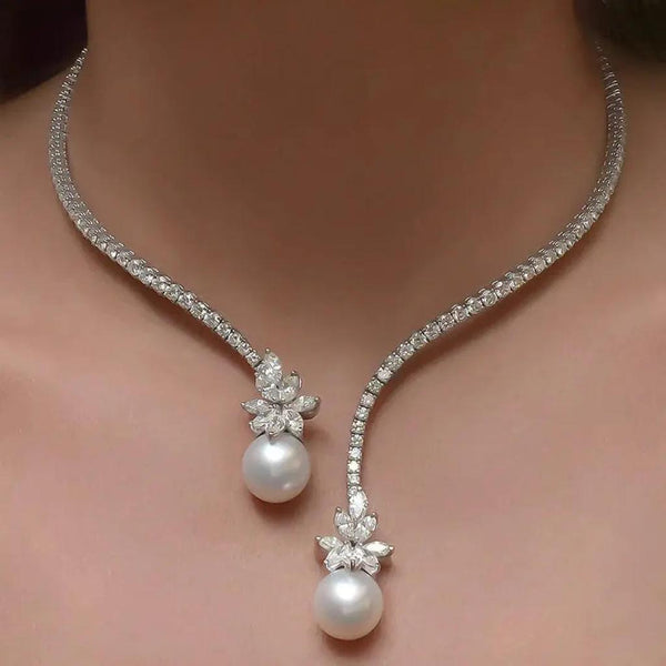 Elegant Silver Star Daisy Necklace