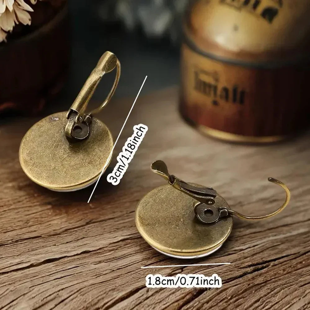 Fantastische Dieren Glass Dome Earrings