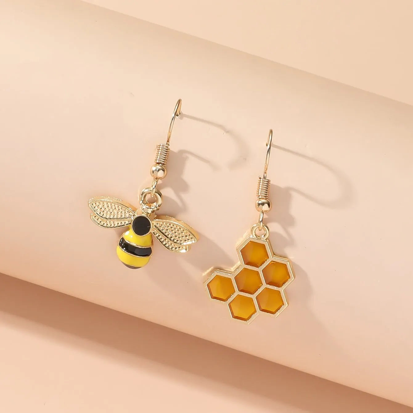Honeycomb & Bee Earrings – Gold Jewelry