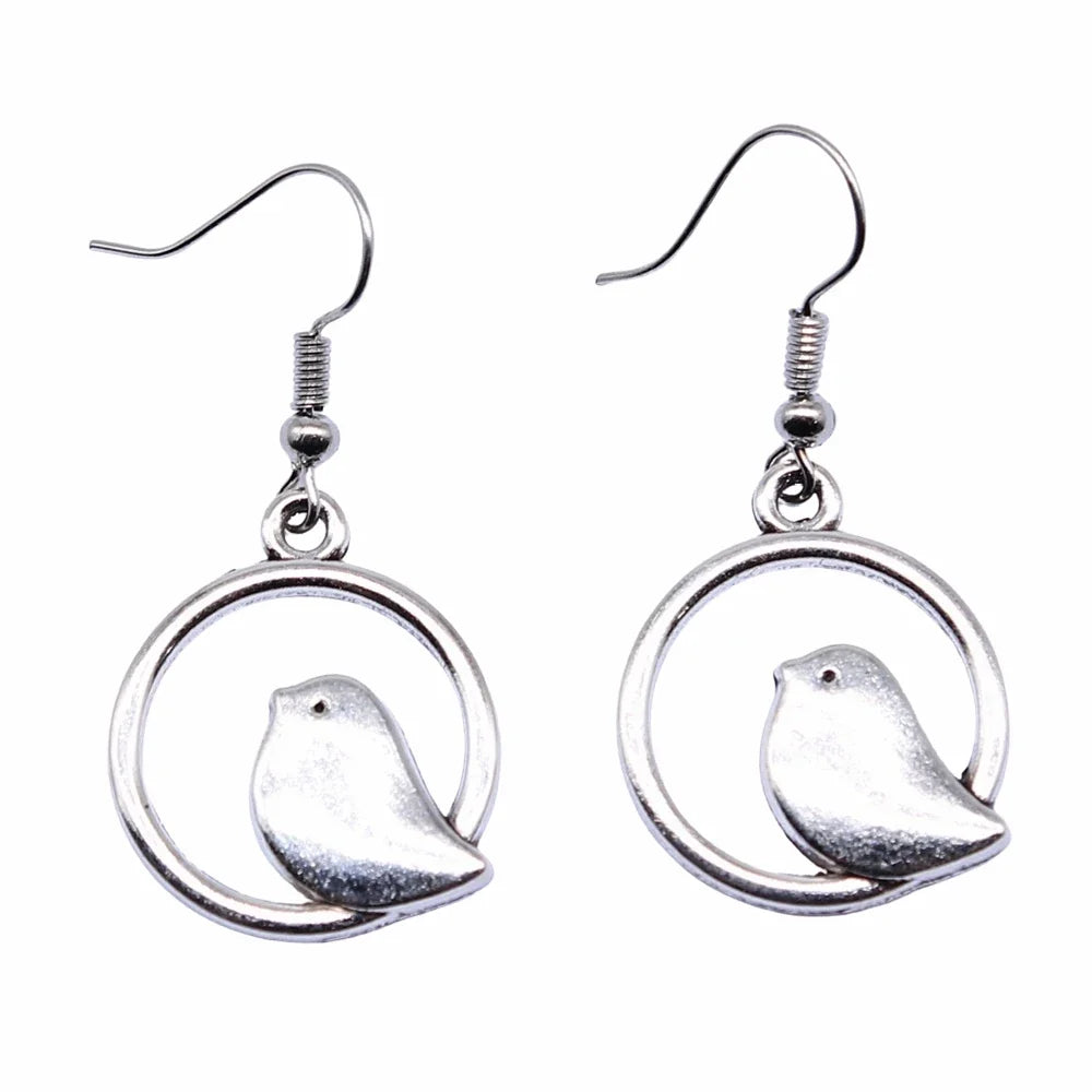 Vintage Vogel Charms Drop Earrings – Handmade Boho Jewelry