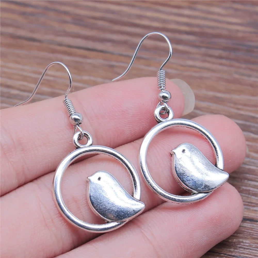 Vintage Vogel Charms Drop Earrings – Handmade Boho Jewelry