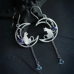 Moonlight Cat Earrings – Vintage Crescent Moon Design with Lapis Lazuli Gemstone