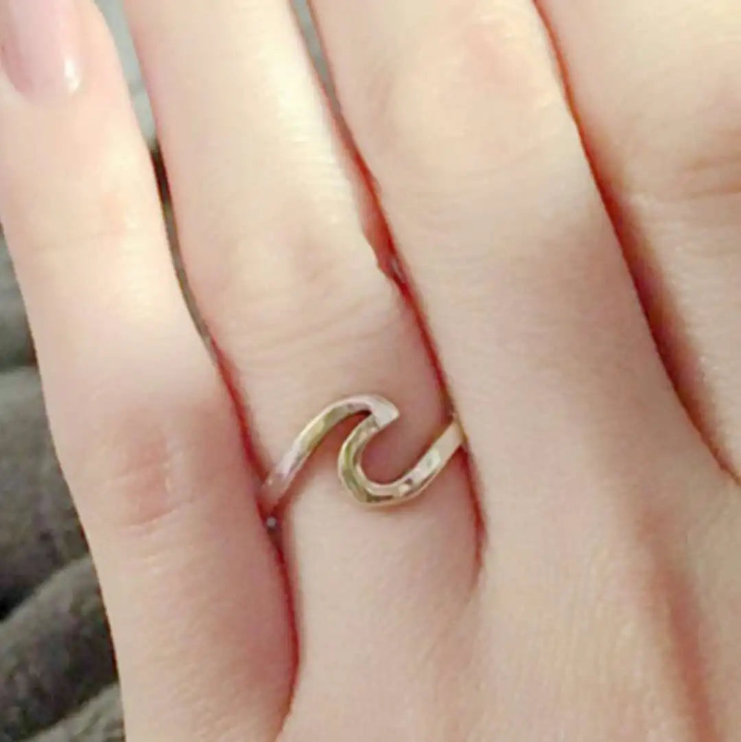 Ocean Wave Ring — Stainless Steel