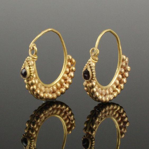 Vintage Gold & Black Zirconia Hoop Earrings