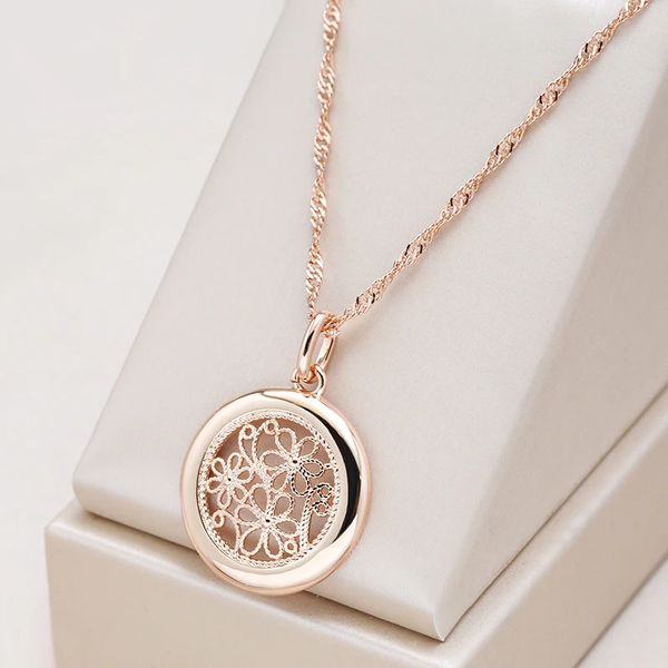 Elegant Gold Necklace