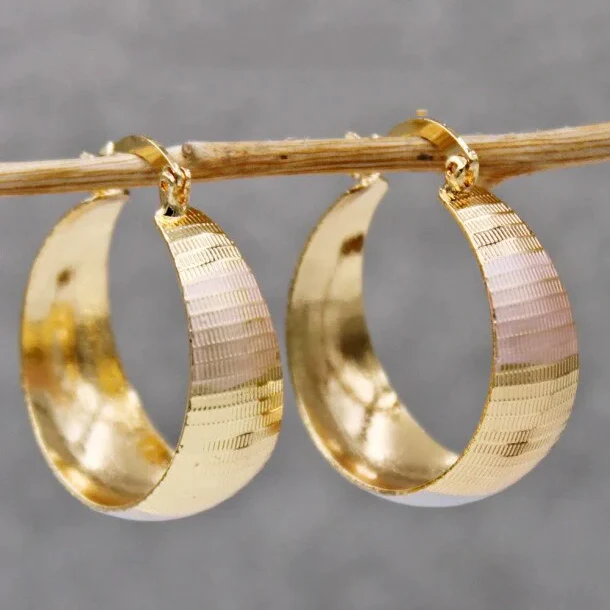 Vintage Gold Round Earrings