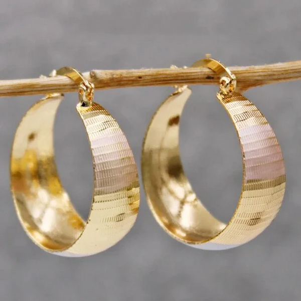 Vintage Gold Round Earrings