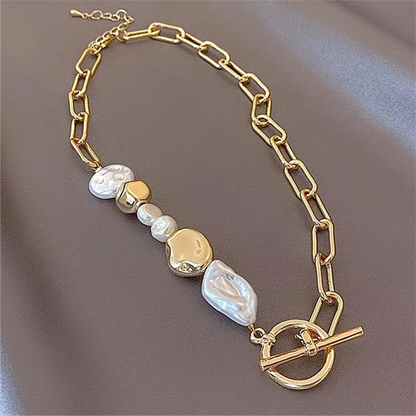 Vintage Gold Pearl Necklace