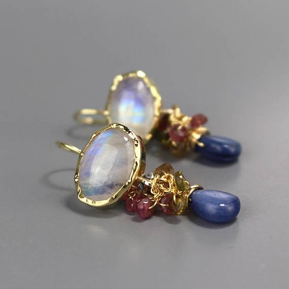 Vintage Gold White Stone Earrings