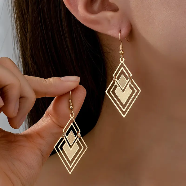 Vintage Openwork Gold Geometric Earrings