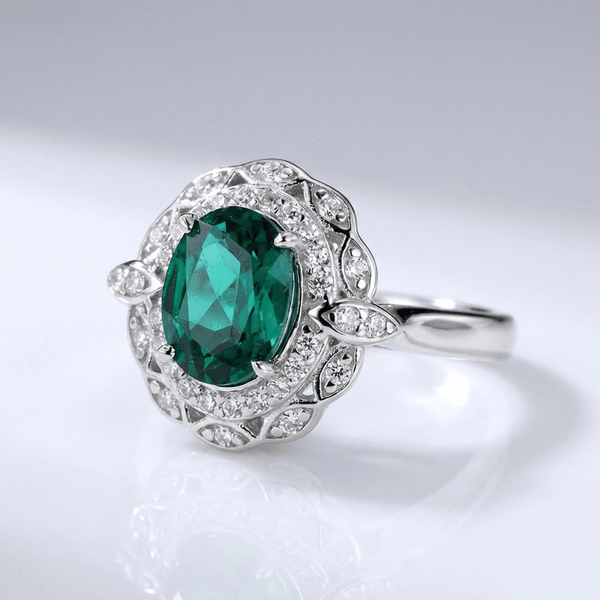 Vintage Emerald Silver Floral Ring — (Adjustable)